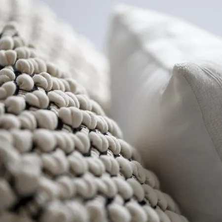 3br In - Perfect For Family Apartment