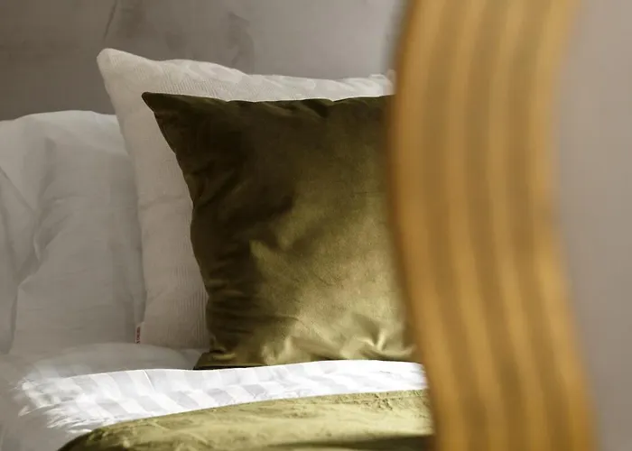 3br In - Perfect For Family Apartment