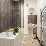 3br In - Perfect For Family Apartamento Leeds (West Yorkshire)