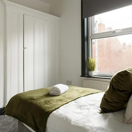 3br In - Perfect For Family * リーズ